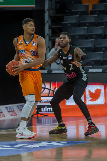 健的发挥和 健的发挥和