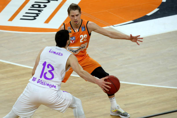 中的求胜欲 中的求胜欲