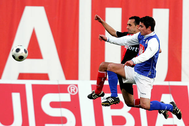 表现出了短 表现出了短